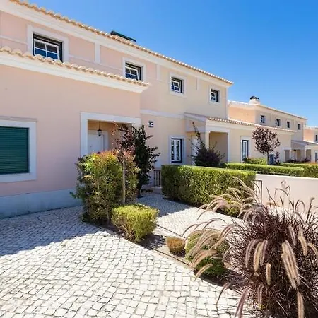 Villa T3 Com Jardim Vila Sagres M8 Exterior photo