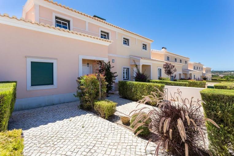 Villa T3 Com Jardim Vila Sagres M8
