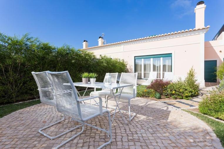 Villa T3 Com Jardim Vila Sagres M8 Villa *