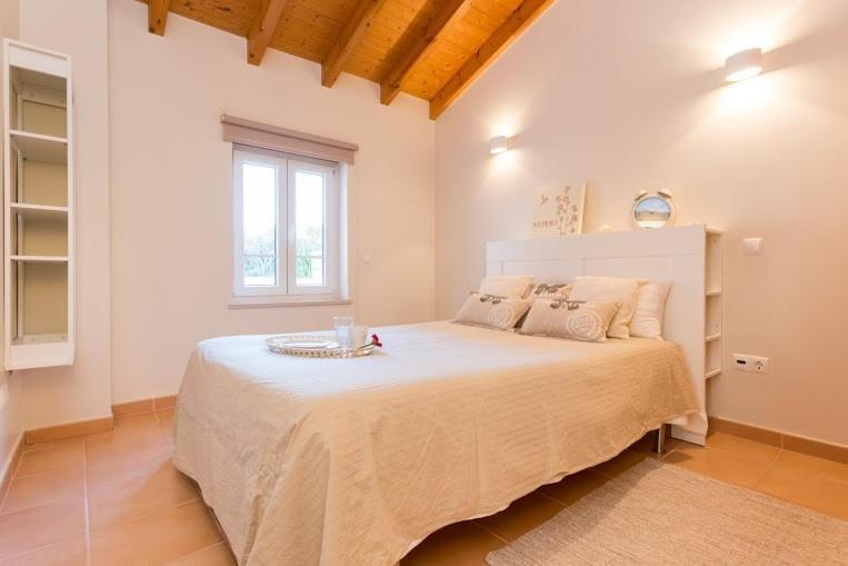 Villa T3 Com Jardim Vila Sagres M8 Villa *